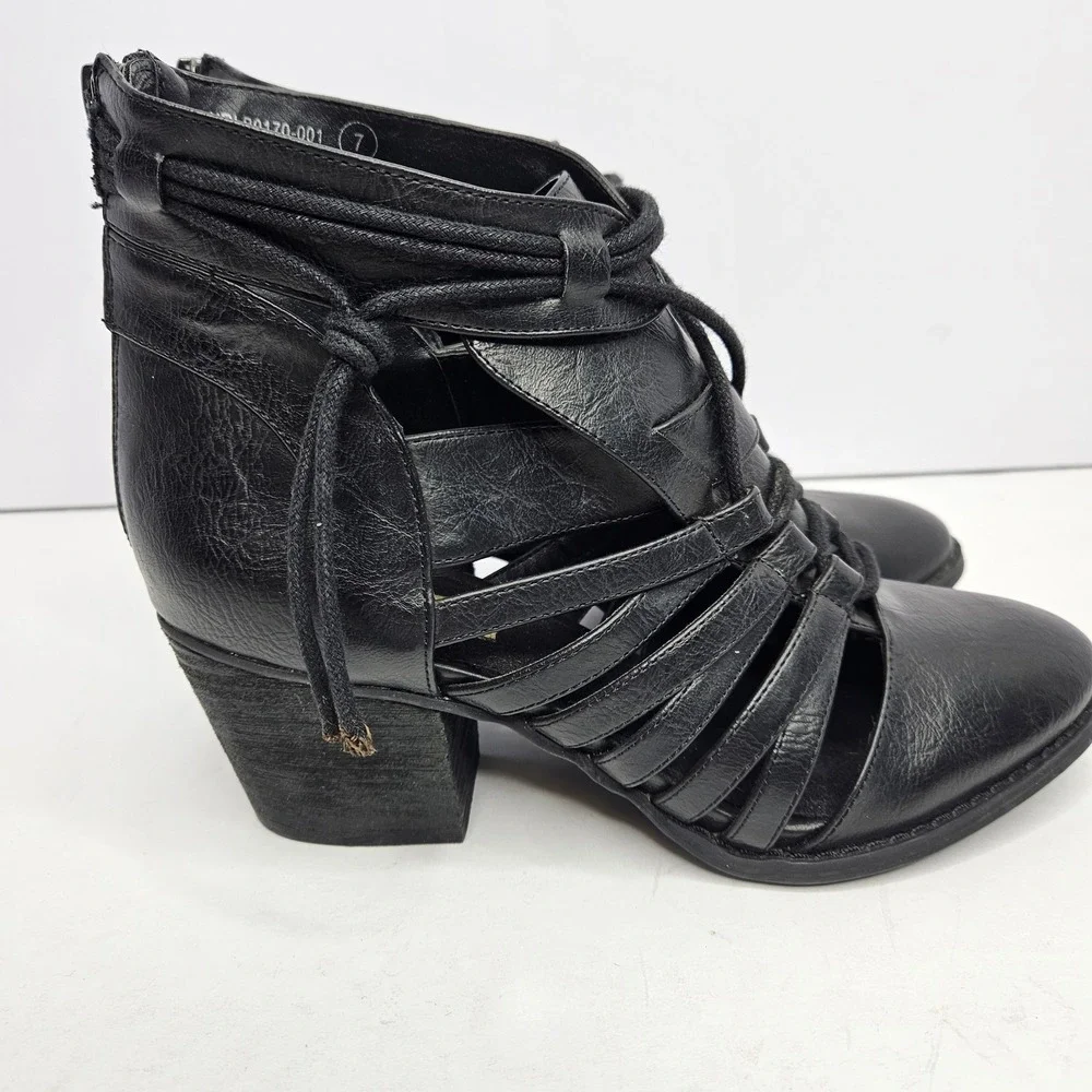 Hot Rated Shoes Black Size 7‎ Heel 2 1/4